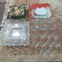 یک سری وسایل اکسسوری فروشی