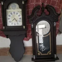 دو عدد ساعت دیواری کاملا سالم