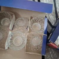 تعدادی ظروف نو