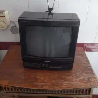 فروش یک دستگاه تلویزیون رنگی سونی ۱۴اینچ