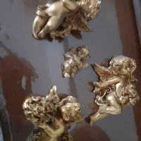 دیوار کوب طلایی