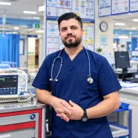 خدمات پرستاری،تزریقات آمپول،سرم تراپی،سوند،پانسمان