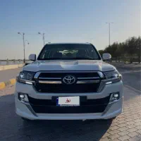 لندکروز 2020 بدون رنگ 4000cc