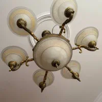 دوعدد لوستر و دیواری برنز