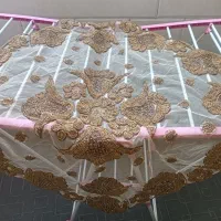 رو میزی و ساتن|پرده، رانر، رومیزی|قم, محمد آباد|دیوار