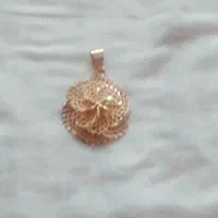 گردنبد،رنگ‌ثابت،به‌همراه‌زنجیر|بدلیجات|گنبد کاووس, |دیوار