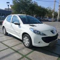 پژو 207 در حد