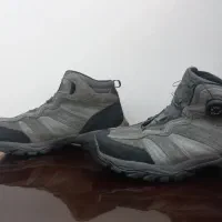 کفش کوه نوردی و طبیعت گردی سایز۴۲و۴۳