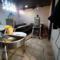 کارگر تولید رباط کریم