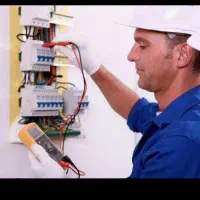 نیروی برقکار نیمه ماهر ووردست برقکار  نیازمندیم