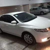 سراتو بی رنگ بسیار تمیز مدل ۹۵ دنده ای|خودرو سواری و وانت|کرج, گلشهر|دیوار