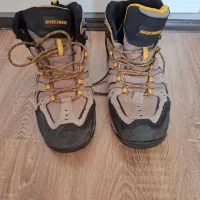 کفش کوهنوردی