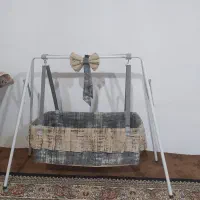 گهواره نوزاده در حد نو