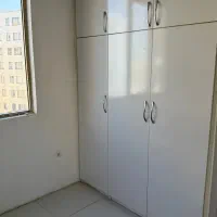 آپارتمان مرجان ۱، دانشکده