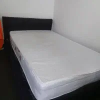 خوشخواب یک نفر و نیم رویال