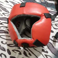 لباس کمفو دست کش ساق پا کمر بند یوگو کامل در حد نو