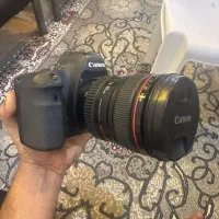 دوربین کانن 6D