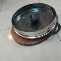 تابه گریل نالینو همراه درب و سینی چوبی و دستگیره