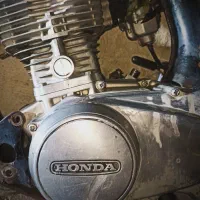 انجین هوندا CG فابریک ژاپن پلمپ .همراه با کاربراتش