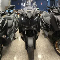 Yamaha XMAX 250
