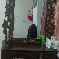 آینه با میز