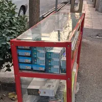 ویترین پیشخوان قفسه