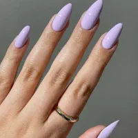 نیازمند به چند نفر خدمات ناخن