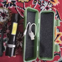 چراغ قوه شارژی