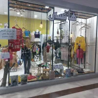 فروش دکوراسیون پوشاکی