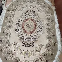 فرش سفید زیبا تمیز