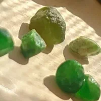 گارنت و زمرد درجه یک سختی ۷ونیم و ۸ (صاداراتی)|جواهرات|بندرعباس, |دیوار