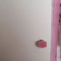 تخت خواب و تشک  و کتابخونه و کمد