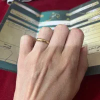 انگشتر طلا زنانه در حد نو برای دست متوسط