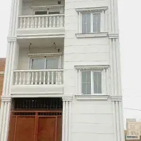 ساختمان-دو-طبقه-در-شهرک-بهداشت