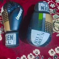 دستکش و کلاه بکس