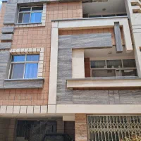 فروش منزل سه طبقه در ملک شهر