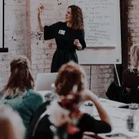 تدریس زبان انگلیسی