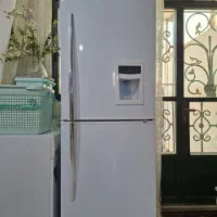 یخچال و یکدست مبل در حد نو