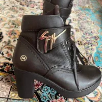 چکمه|کیف، کفش، کمربند|اصفهان, آزادان|دیوار