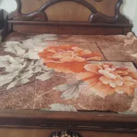 تخت دونفره چوبی