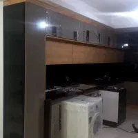 شاگرد نیمه ماهر و ساده کابینت سازی