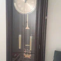 ساعت سالم و بزرگ