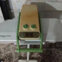 اتو پرس آمریکایی