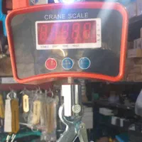 ترازوهای آویزدرتوزین ۵۰،۲۰۰،۳۰۰،۵۰۰کیلویی|فروشگاه و مغازه|قم, امامزاده ابراهیم|دیوار