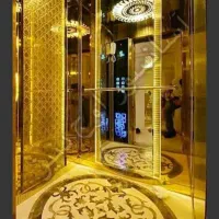 کارگر ساده و کابین ساز در کارگاه کابین سازی