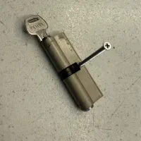 مغزی قفل و کلید