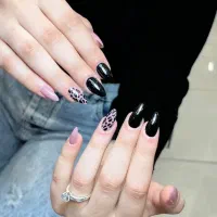 کاشت ناخن با تخفیف ویژه