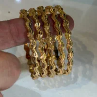 مقداری طلای در حد نو