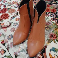 نیم بوت نو سایز ۳۸ رنگ عسلی|کیف، کفش، کمربند|خرم‌آباد, |دیوار