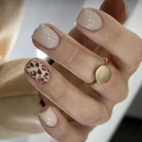 استخدام  ناخن کار ومژه کار